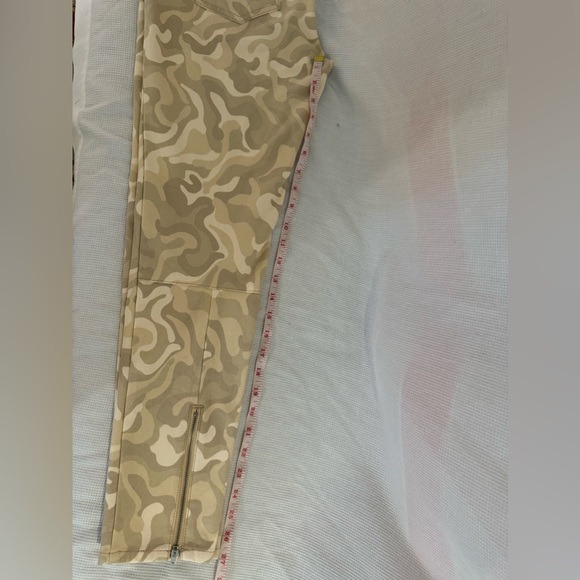 J.McLaughlin  Jeans - Picture 3 of 14